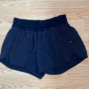 LULULEMON TRACKER SHORTS!